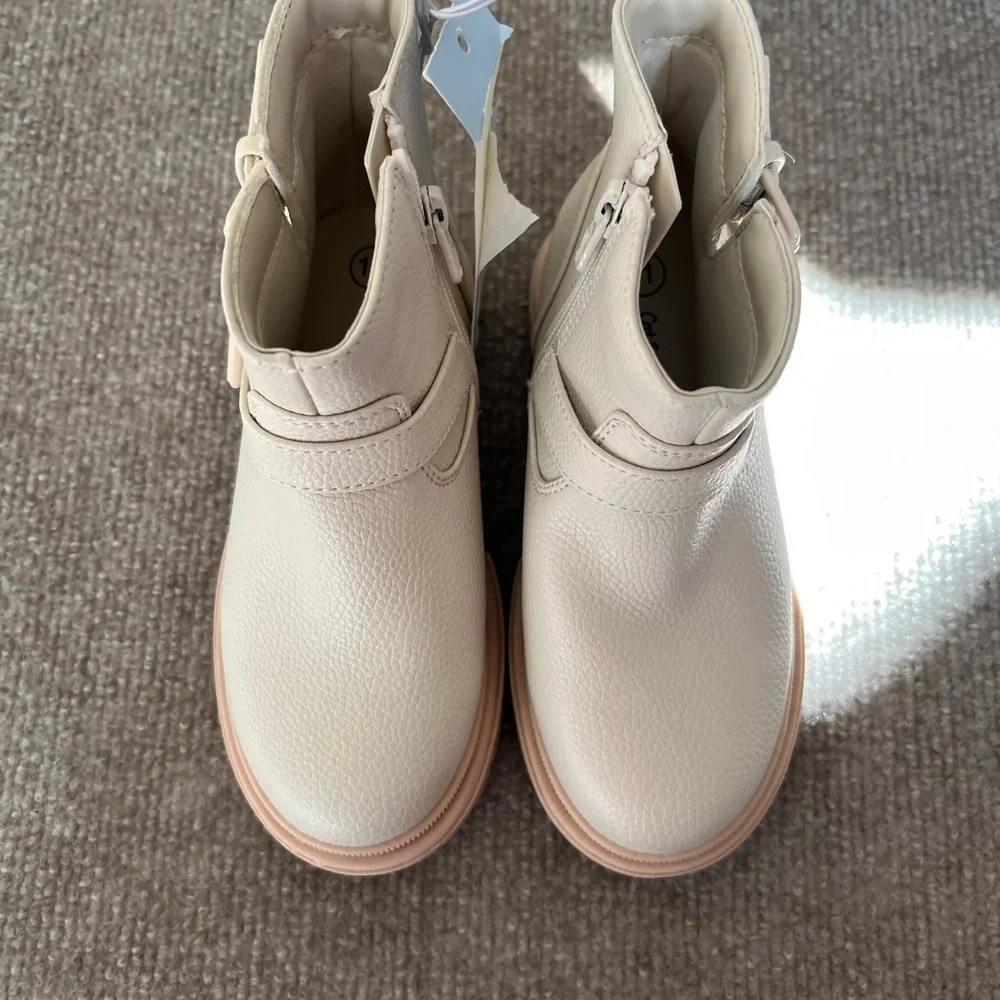 Cat & Jack Cream Kids Boots with Buckle